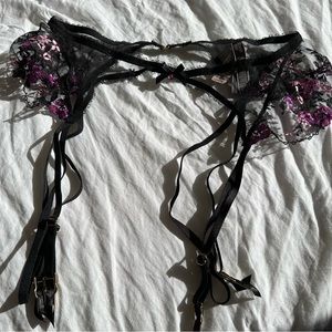 Victoria’s Secret embroidered garter size L